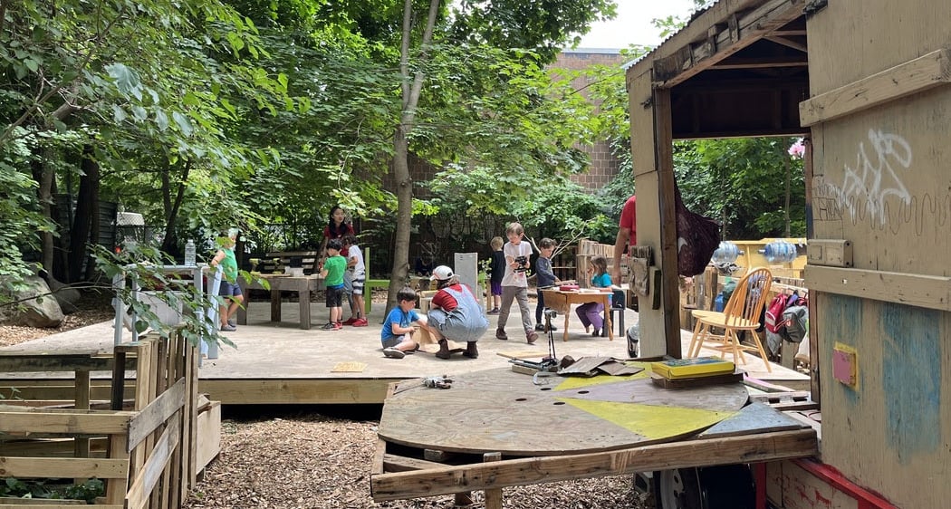 Volunteer Day at the KoKo Lot 1
